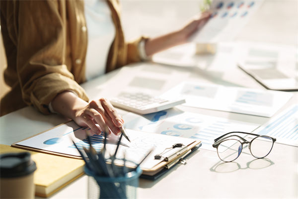 龙头股明牌后还有参与价值吗？